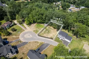 11 Valley Ln, Somersworth, NH 03878 - Photo 1