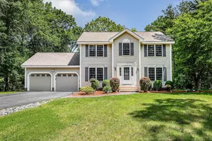 24 Aldrich St, Litchfield, NH 03052 - Photo 1