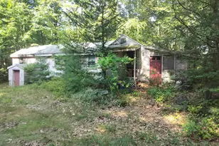 10 Maple Ave, Newton, NH 03858 - Photo 1