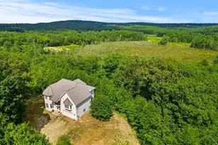 106 Rangeway Rd, Dunbarton, NH 03046 - Photo 1