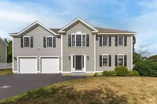 34 Pond Rd, Raymond, NH 03077 - Photo 1