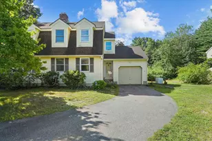 5 Hemlock St, Plaistow, NH 03865 - Photo 1