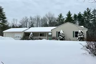 8 Juniper Ln, Barrington, NH 03825 - Photo 1