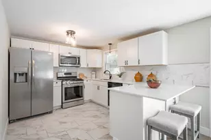 23 Glen Dr, Nashua, NH 03062 - Photo 1