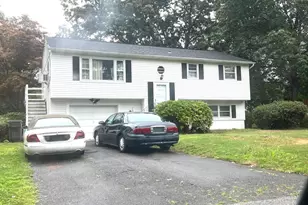 20 Williams St, Salem, NH 03079 - Photo 1