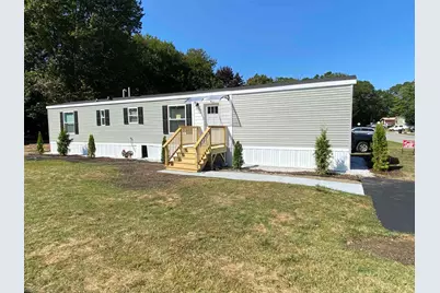 95 Lillian Avenue, Seabrook, NH 03874 - Photo 1