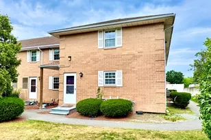 301 Elmwood Dr, Hudson, NH 03051 - Photo 1