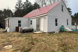 25 Crane Crossing Rd, Newton, NH 03858 - Photo 1