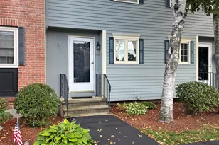 943 Fox Hollow Dr, Hudson, NH 03051 - Photo 1