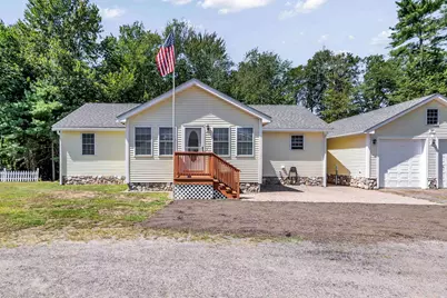 207 S Main Street, Seabrook, NH 03874 - Photo 1