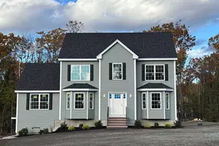 17 Blaisdell Ct, Raymond, NH 03077 - Photo 1