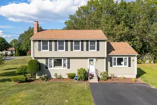 31 McKenna Dr, Nashua, NH 03062 - Photo 1