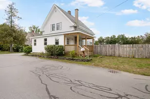 3 Pleasant St, Northumberland, NH 03582 - Photo 1