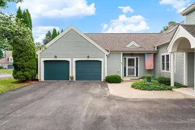 125 Hawthorne Village Road, Nashua, NH 03062 - Photo 1