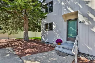 65 Victoria St, Manchester, NH 03104 - Photo 1