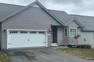 7 Springfield Dr, Hampstead, NH 03826 - Photo 1