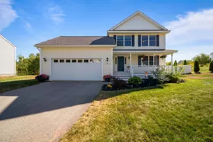 285 University Cir, Hooksett, NH 03106 - Photo 1