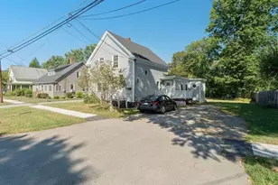 28 Railroad Ave, Rochester, NH 03839 - Photo 1