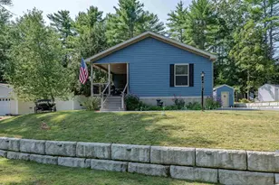 27 Murray Dr, Rochester, NH 03868 - Photo 1