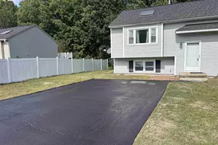 90L Derryfield Rd, Derry, NH 03038 - Photo 1