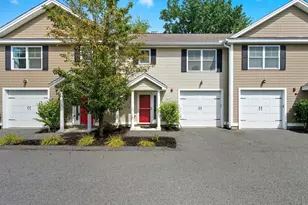 75 Deerwood Dr, Nashua, NH 03063 - Photo 1