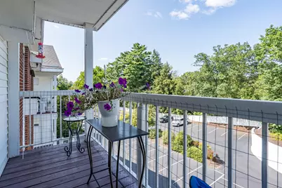 490 River Road #30, Manchester, NH 03104 - Photo 1