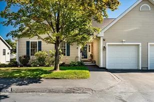 71 N High St, Derry, NH 03038 - Photo 1