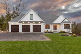 36 Westover Ln, Bow, NH 03304 - Photo 1