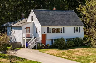 11 Crawford Ave, Exeter, NH 03833 - Photo 1