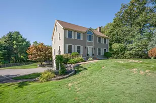 1 Ridgewood Rd, Plaistow, NH 03865 - Photo 1