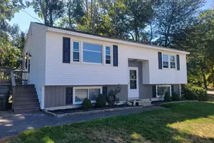 120 Derryfield Ct, Manchester, NH 03104 - Photo 1