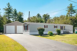 52 Nelson St, Salem, NH 03079 - Photo 1