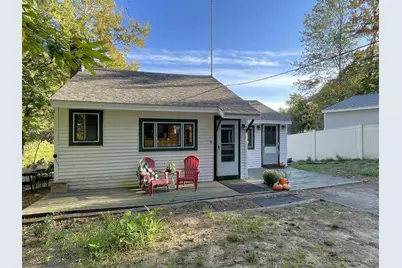 9 Circuit Drive, Kingston, NH 03848 - Photo 1