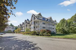 1 Sterling Hill Ln, Exeter, NH 03833 - Photo 1