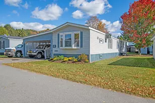 6 Pine St, Colebrook, NH 03576 - Photo 1