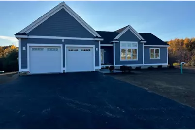 4 Megans Way #93, Epping, NH 03042 - Photo 1