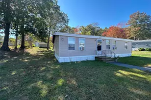 301 Sherwood Glen, Somersworth, NH 03878 - Photo 1