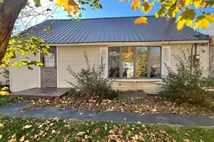 13 Fairbanks Rd, Newport, NH 03773 - Photo 1