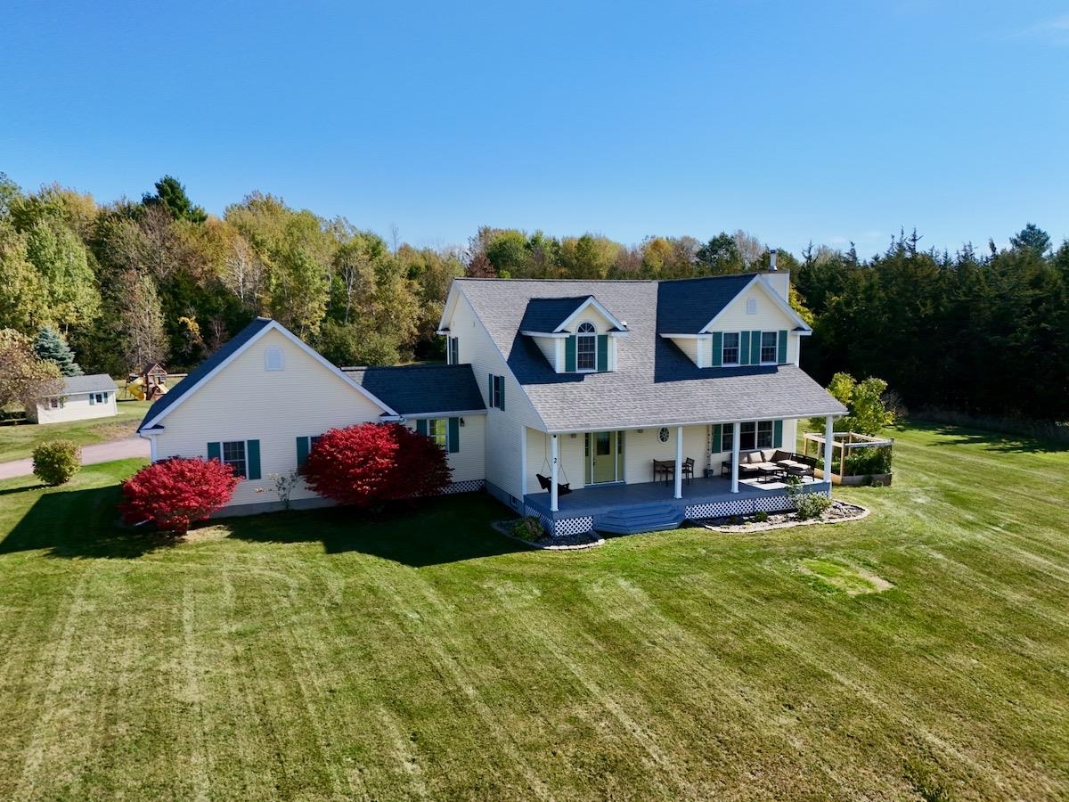 2 Maynard Ct, Grand Isle, VT 05458 - MLS 5065119 - Coldwell Banker