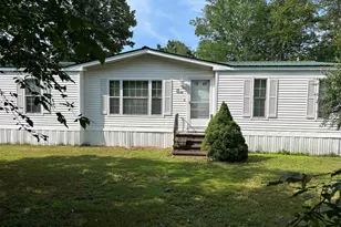 28 Wayland Cir, Exeter, NH 03833 - Photo 1