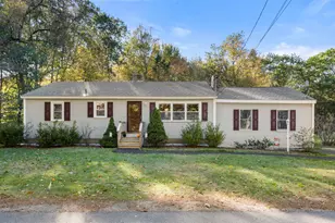 46 Beech Hill Rd, Exeter, NH 03833 - Photo 1