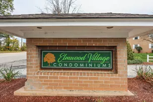 915 Elmwood Dr, Hudson, NH 03051 - Photo 1