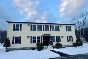 31 Central St, Hillsboro, NH 03244 - Photo 1