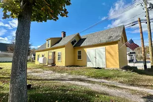 77 Henniker St, Hillsboro, NH 03244 - Photo 1