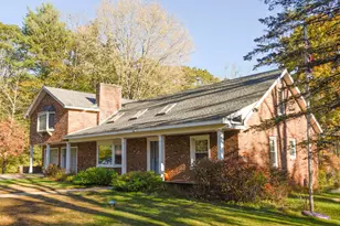 356 E Penacook Rd, Hopkinton, NH 03229 - Photo 1