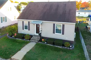 635 Green St, Manchester, NH 03103 - Photo 1