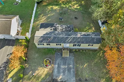 28 Brooks Road Extension, Seabrook, NH 03874 - Photo 1