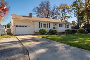 10 Cedar St, Hudson, NH 03051 - Photo 1