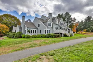 95 Hawthorne Village Rd, Nashua, NH 03062 - Photo 1