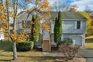 424 Broad St, Nashua, NH 03063 - Photo 1
